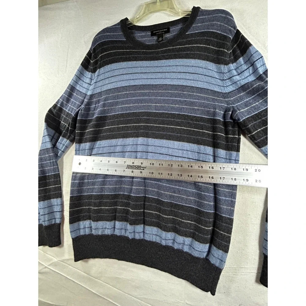 Banana Republic Mens Blue Striped‎ 100% Merino Wool Crewneck Sweater Large
